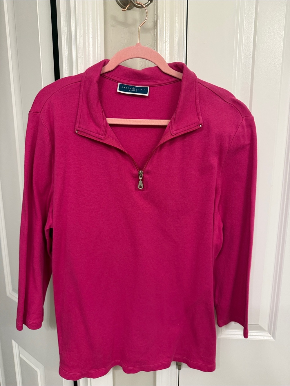 Karin Scott Women's Bright Fuchsia Quarter-Zip Pullover
